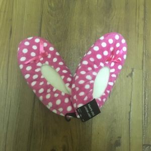 BEDROOM FUZZY SLIPPERS